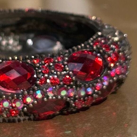Vtg Gorgeous Clamper Cuff Bracelet Women's OS Red AB Rhinestones Hinged Cabochon - Picture 9 of 12